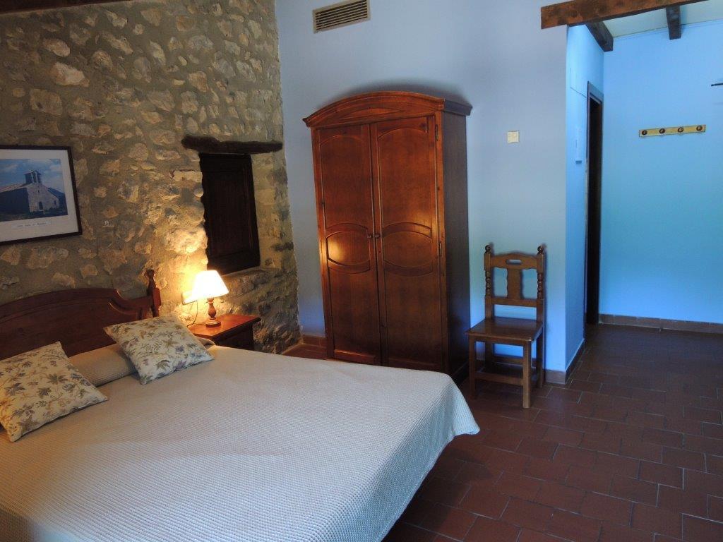 Hostal De La Rovira Oix Εξωτερικό φωτογραφία